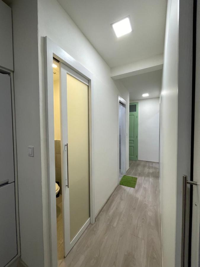Red&Black Apartment City Centr, Na Hradbach 118 Ostrava Dış mekan fotoğraf