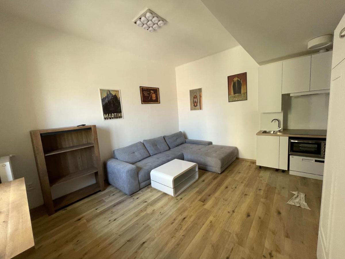 Red&Black Apartment City Centr, Na Hradbach 118 Ostrava Dış mekan fotoğraf